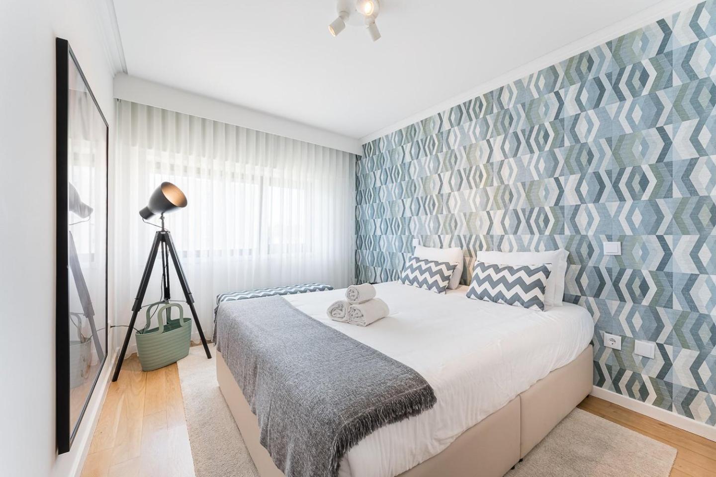 Guestready - Geometric Dawn In فيلا دو كوندي المظهر الخارجي الصورة